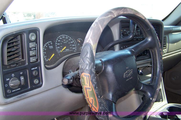 image for item 7423 2000 Chevrolet K1500 Silverado LT pickup truck