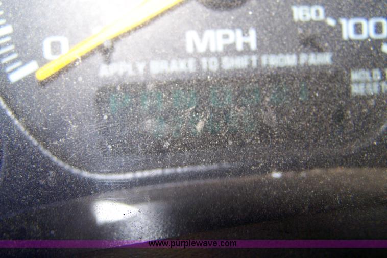 image for item 7423 2000 Chevrolet K1500 Silverado LT pickup truck