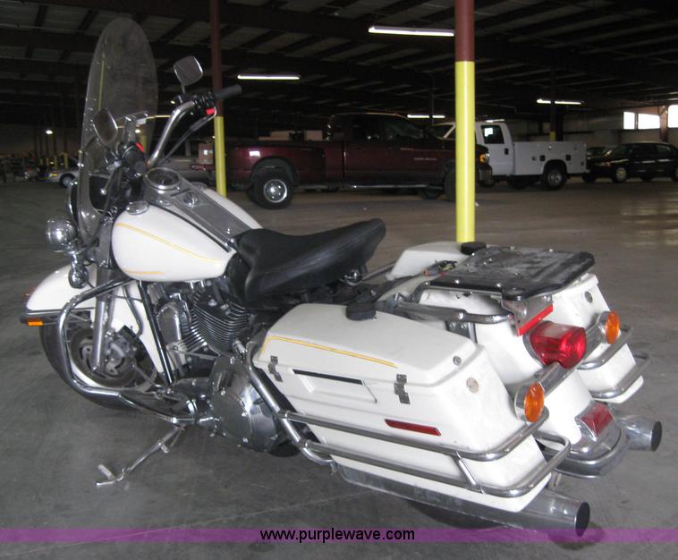 image for item 5210 2001 Harley Davidson motorcycle