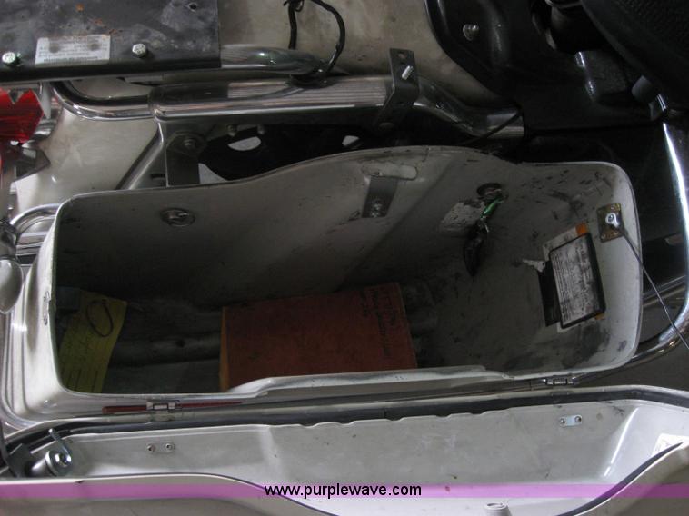 image for item 5210 2001 Harley Davidson motorcycle