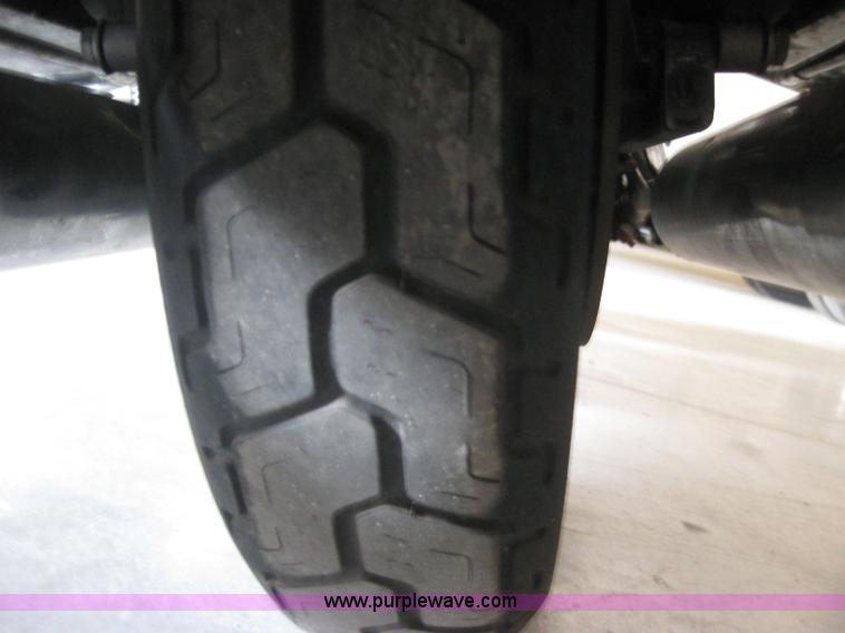 image for item 5211 1995 Harley Davidson motorcycle