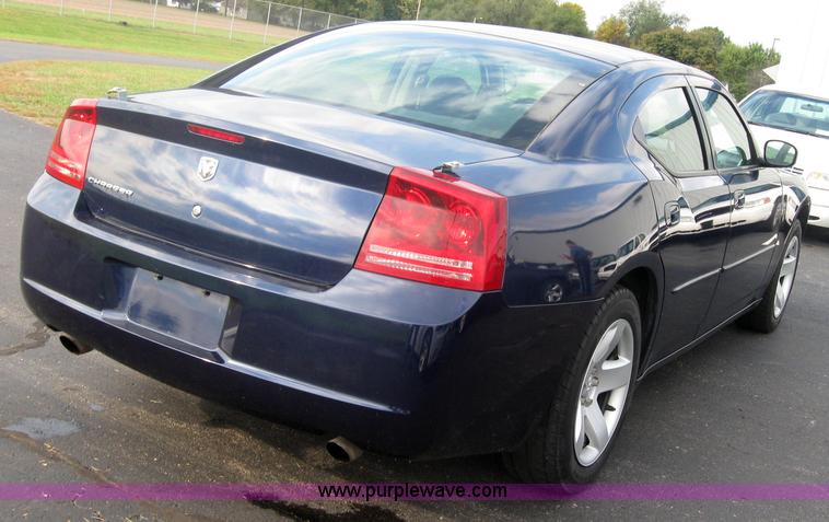 image for item 5212 2006 Dodge Charger
