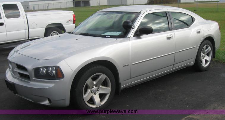 image for item 5215 2006 Dodge Charger