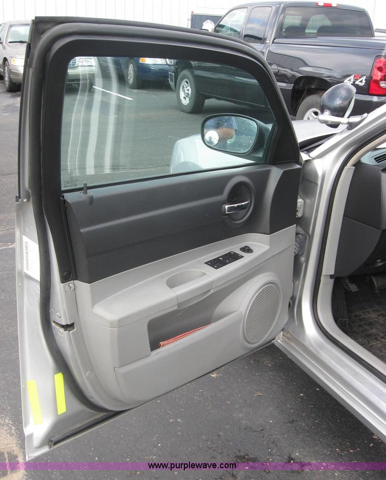 image for item 5215 2006 Dodge Charger