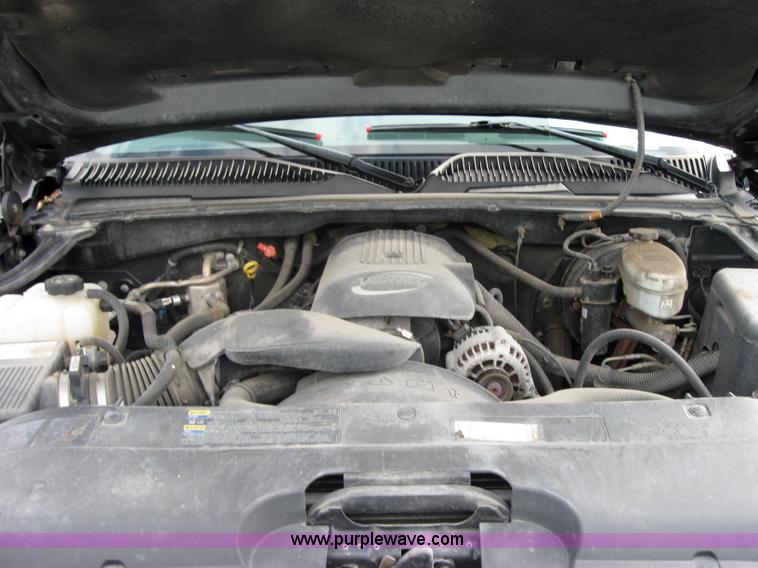 image for item 5216 2004 Chevrolet K1500 Silverado extended cab pickup truck