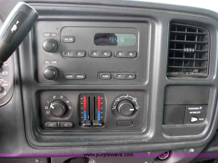 image for item 5218 2003 Chevrolet K1500 Silverado extended cab pickup truck