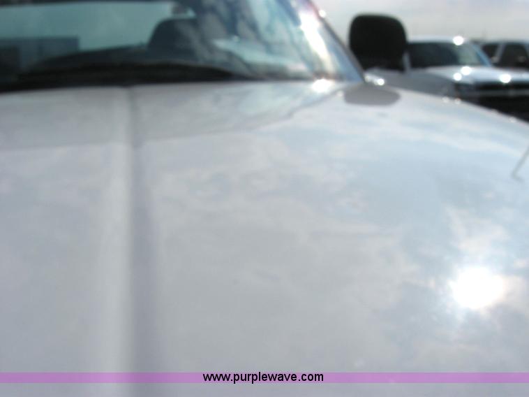 image for item 5220 1999 Dodge Ram 1500 club cab pickup truck