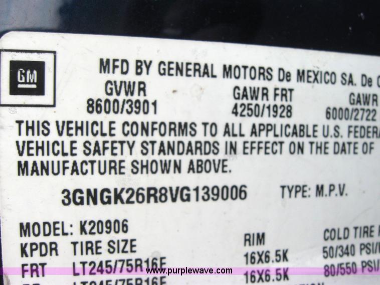 image for item 5221 1997 Chevrolet K2500 Suburban