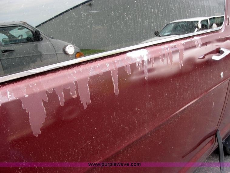 image for item 5222 1989 Dodge Ram Wagon B250