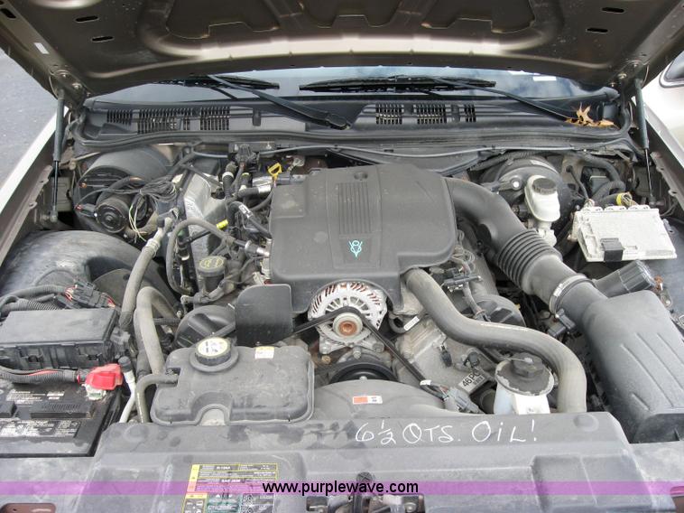 image for item 5225 2005 Ford Crown Victoria Police Interceptor