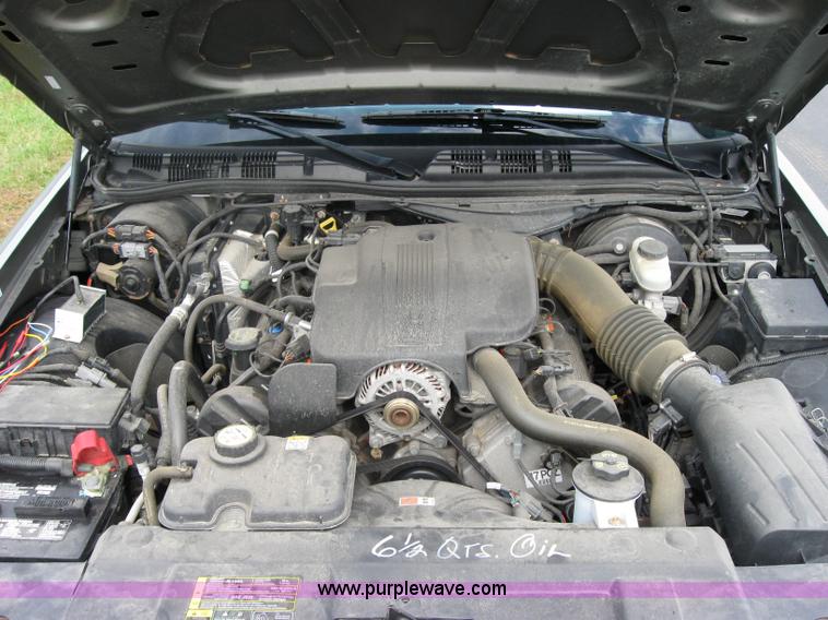 image for item 5226 2004 Ford Crown Victoria Police Interceptor