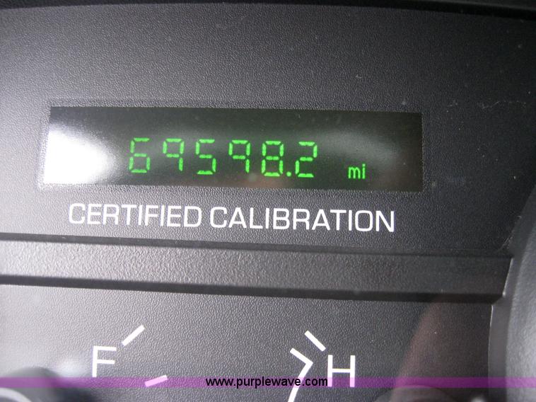 image for item 5227 2007 Ford Crown Victoria Police Interceptor