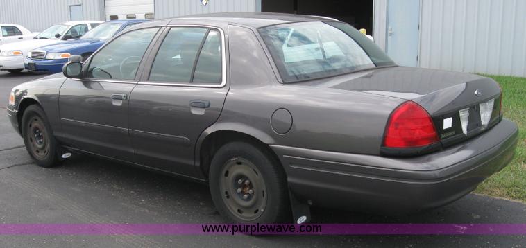 image for item 5228 2003 Ford Crown Victoria Police Interceptor