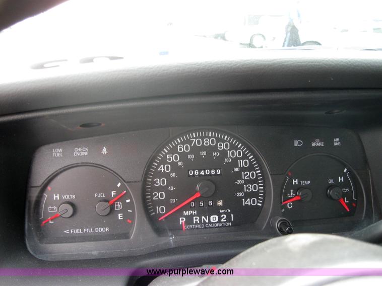 image for item 5228 2003 Ford Crown Victoria Police Interceptor