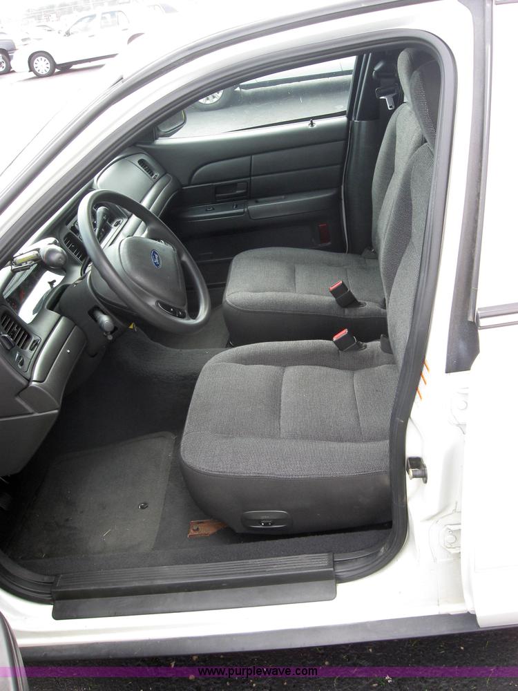 image for item 5229 2004 Ford Crown Victoria Police Interceptor