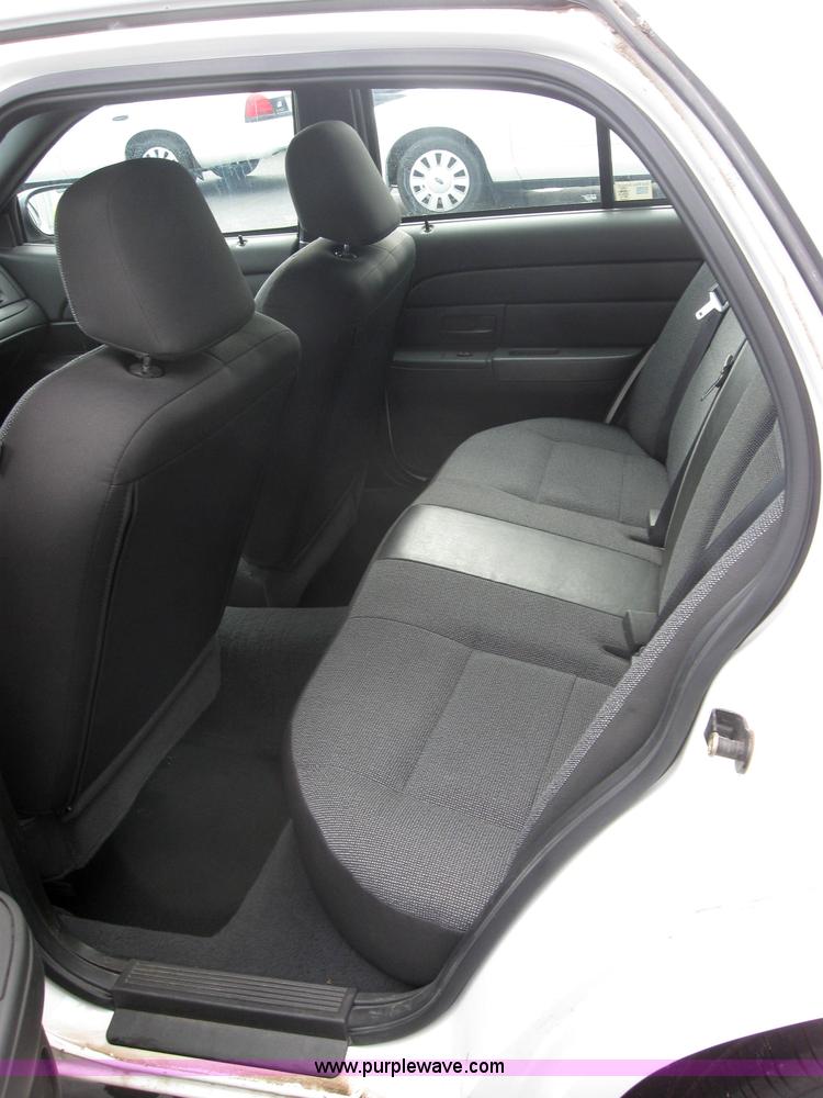 image for item 5231 2004 Ford Crown Victoria Police Interceptor