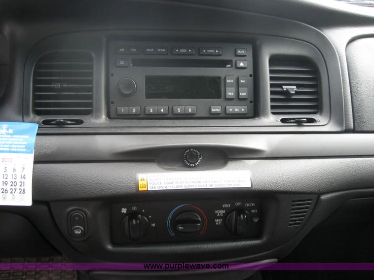 image for item 5232 2007 Ford Crown Victoria Police Interceptor