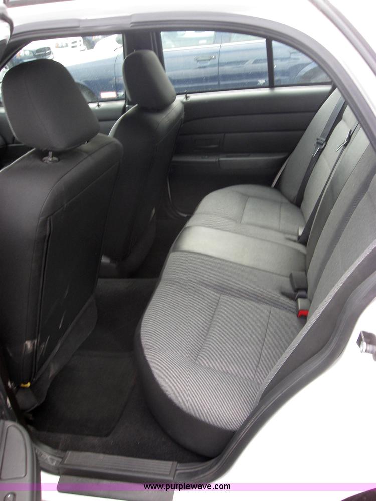 image for item 5233 2008 Ford Crown Victoria Police Interceptor