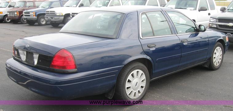 image for item 5234 2007 Ford Crown Victoria Police Interceptor