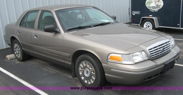 image for item 5235 2004 Ford Crown Victoria Police Interceptor