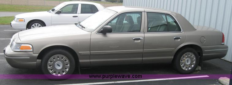 image for item 5235 2004 Ford Crown Victoria Police Interceptor