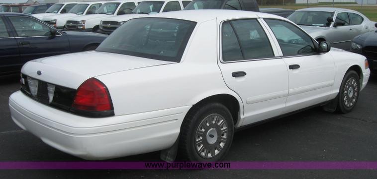 image for item 5236 2004 Ford Crown Victoria Police Interceptor