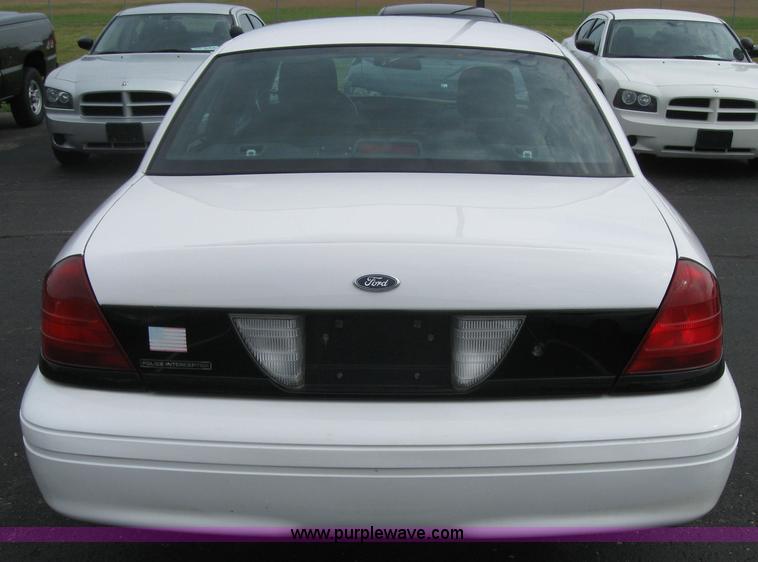 image for item 5236 2004 Ford Crown Victoria Police Interceptor
