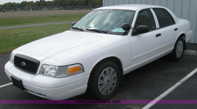image for item 5237 2008 Ford Crown Victoria Police Interceptor