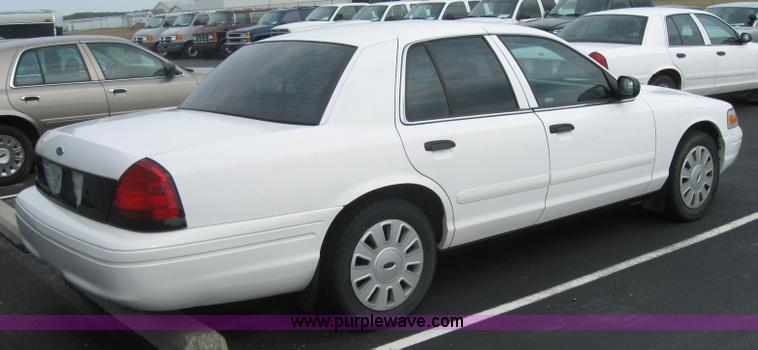 image for item 5237 2008 Ford Crown Victoria Police Interceptor