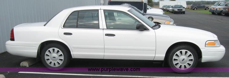image for item 5237 2008 Ford Crown Victoria Police Interceptor