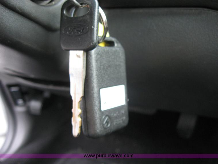 image for item 5237 2008 Ford Crown Victoria Police Interceptor