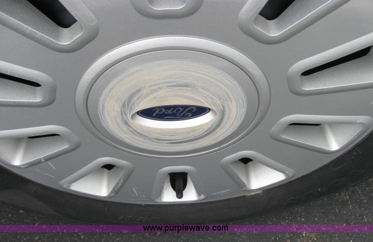 image for item 5237 2008 Ford Crown Victoria Police Interceptor