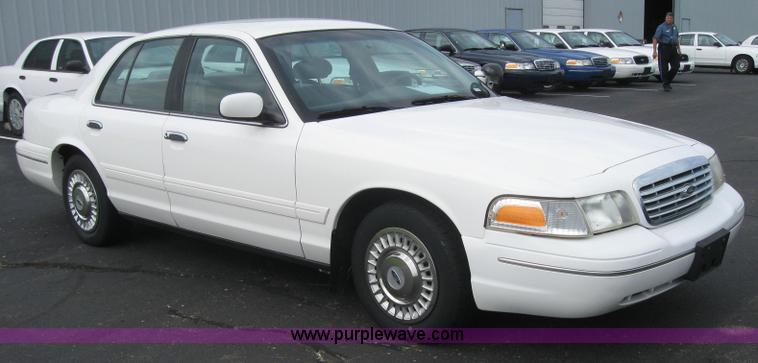 image for item 5238 2000 Ford Crown Victoria Police Interceptor