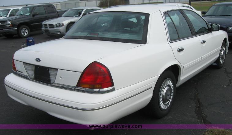 image for item 5238 2000 Ford Crown Victoria Police Interceptor