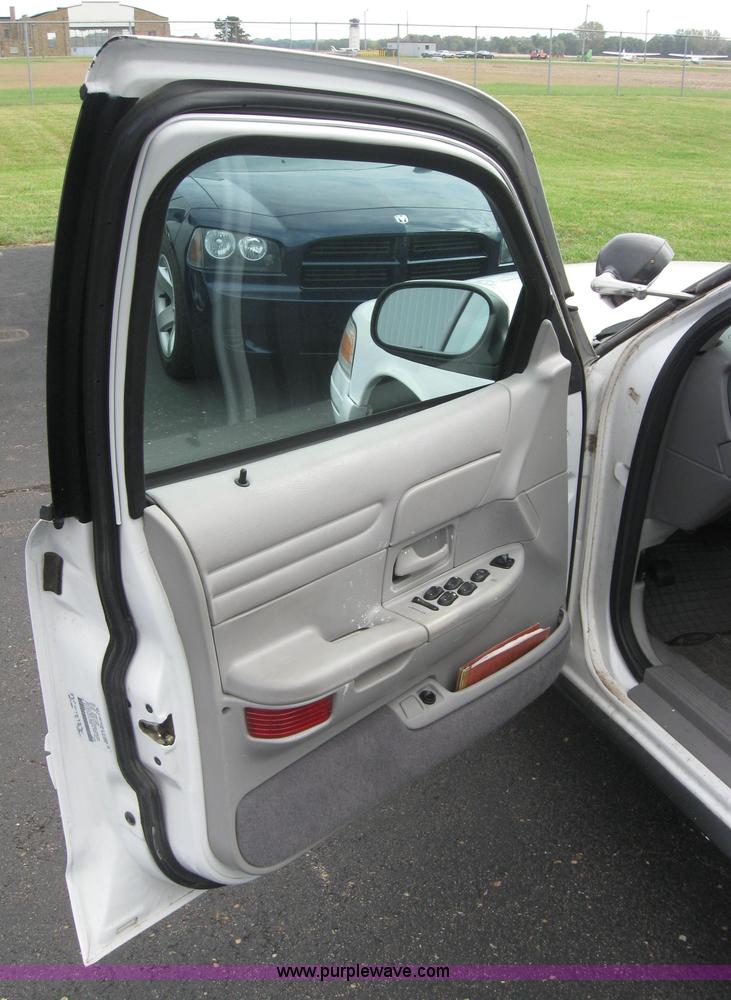 image for item 5238 2000 Ford Crown Victoria Police Interceptor