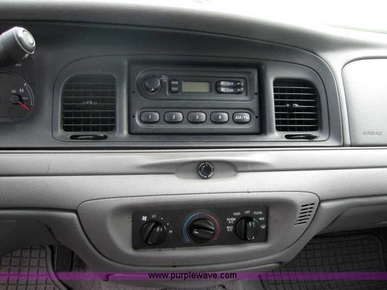 image for item 5238 2000 Ford Crown Victoria Police Interceptor