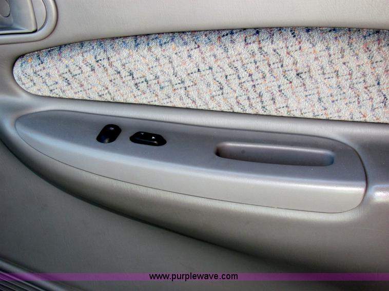 image for item 2100 1997 Ford Escort LX