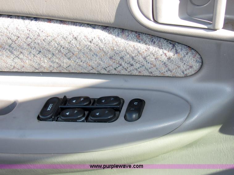 image for item 2100 1997 Ford Escort LX