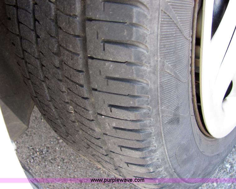 image for item 2100 1997 Ford Escort LX