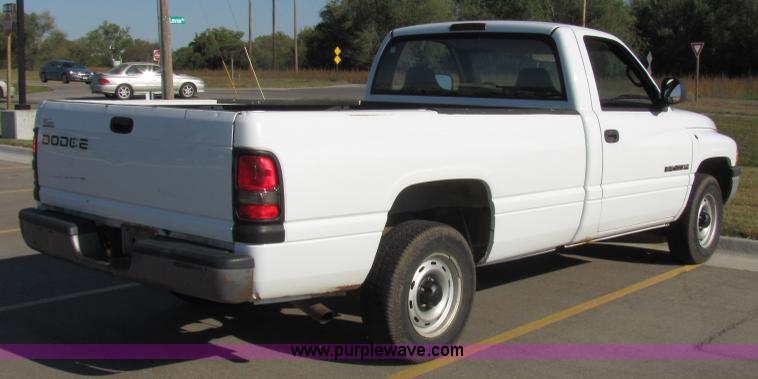 image for item 2101 1999 Dodge Ram 1500 pickup truck