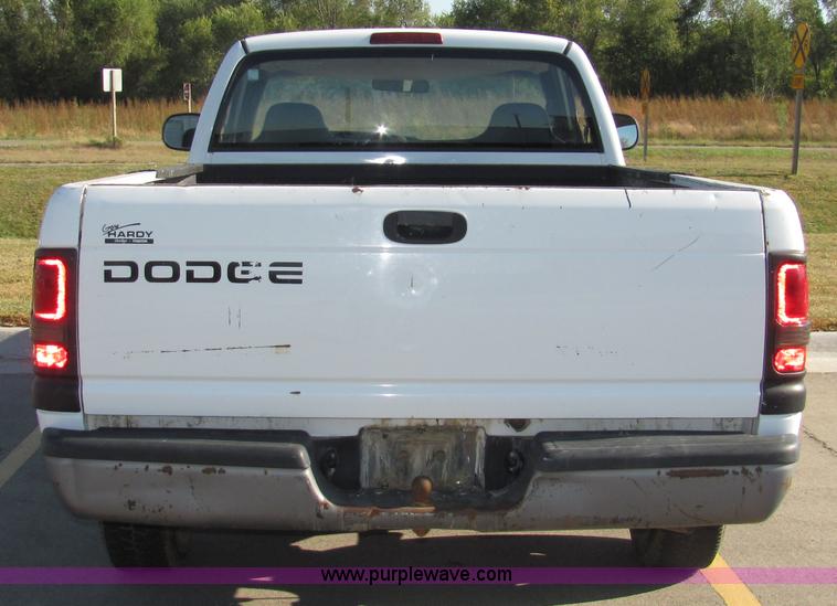 image for item 2101 1999 Dodge Ram 1500 pickup truck