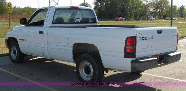 image for item 2101 1999 Dodge Ram 1500 pickup truck