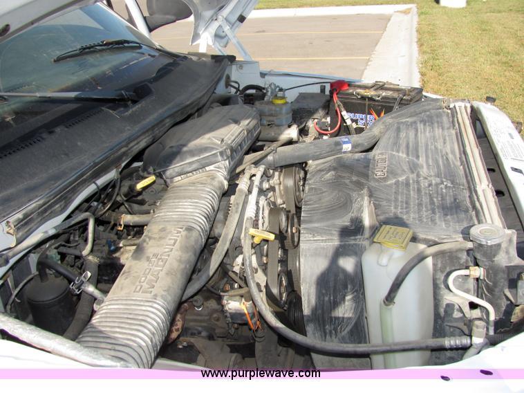 image for item 2101 1999 Dodge Ram 1500 pickup truck