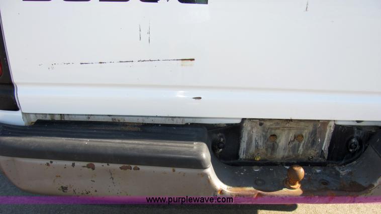 image for item 2101 1999 Dodge Ram 1500 pickup truck