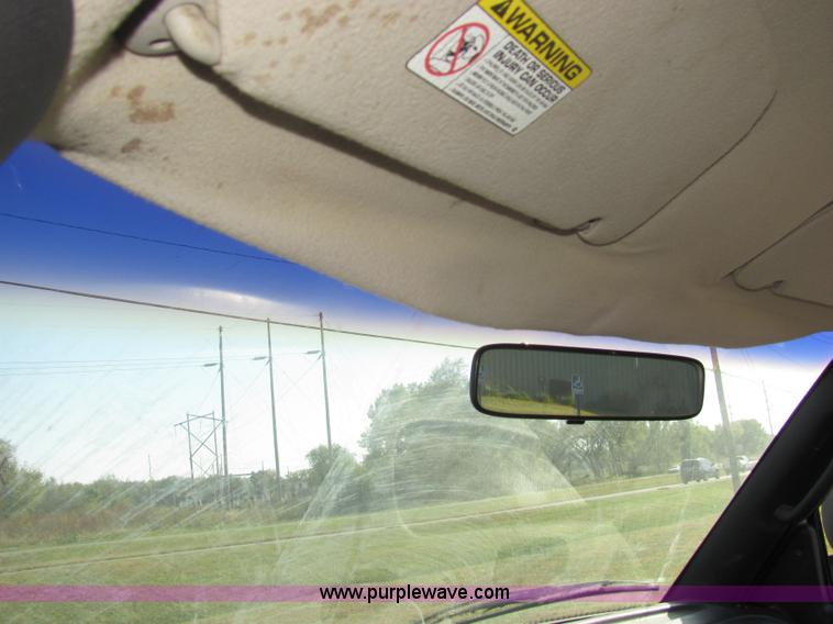 image for item 2101 1999 Dodge Ram 1500 pickup truck