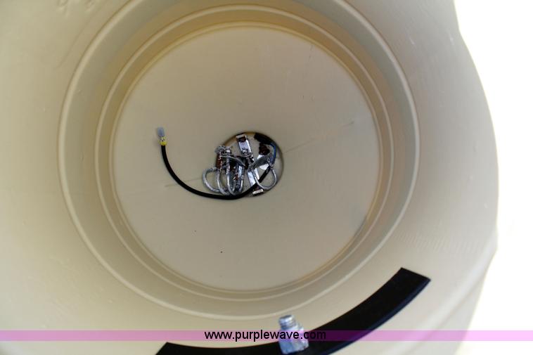 (2) Cabela's ATV spreaders in Oskaloosa, KS Item 4719 sold Purple Wave