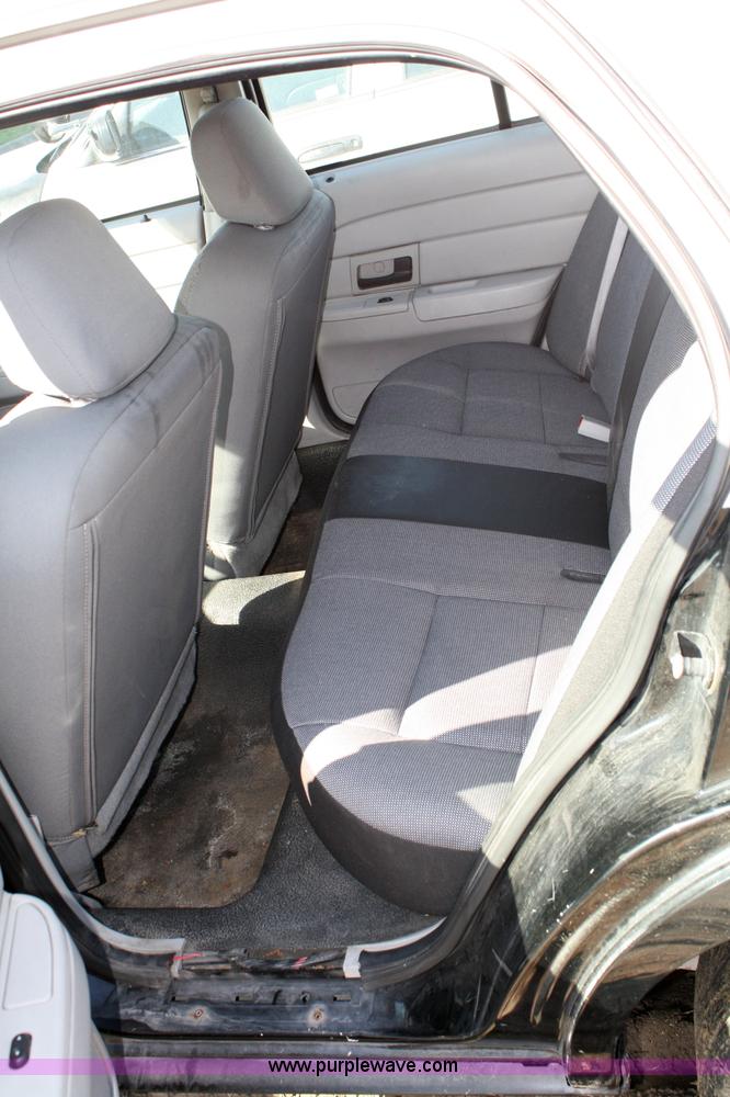 image for item 4802 2005 Ford Crown Victoria Police Interceptor