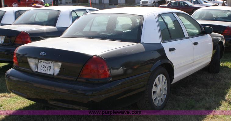 image for item 4803 2007 Ford Crown Victoria Police Interceptor