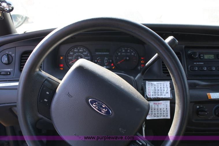 image for item 4803 2007 Ford Crown Victoria Police Interceptor