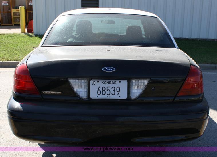 image for item 4804 2007 Ford Crown Victoria Police Interceptor